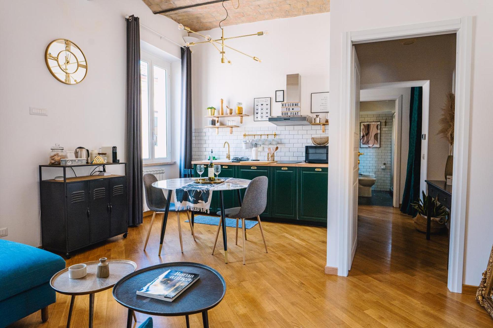 Apartment La Polveriera, Eleganti E Luminosi Vicino Al Colosseo Rom